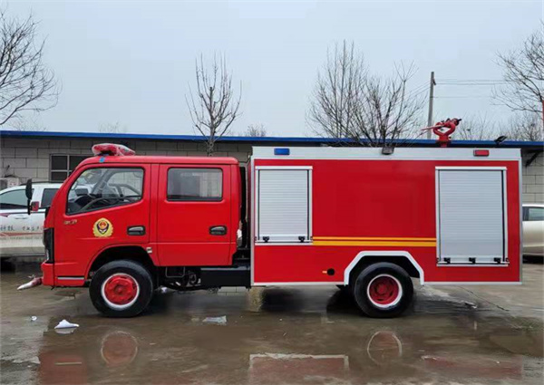 LG-东风消防车