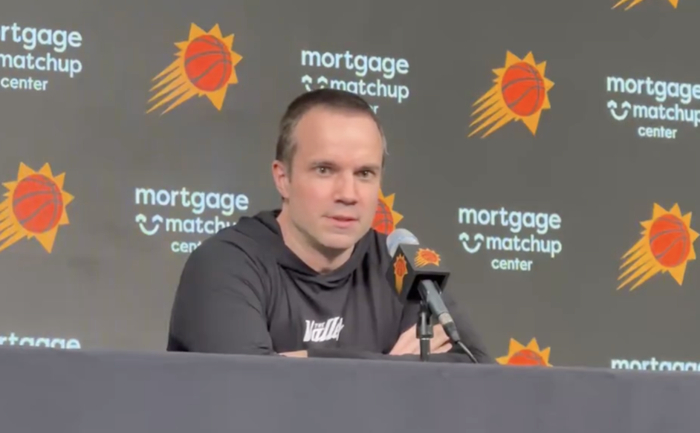 太阳主帅乔丹-奥特盛赞杜兰特职业态度：重伤复