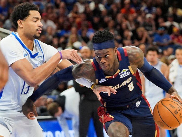 拒绝8400万合同后 施罗德辗转11队终在骑士找到季