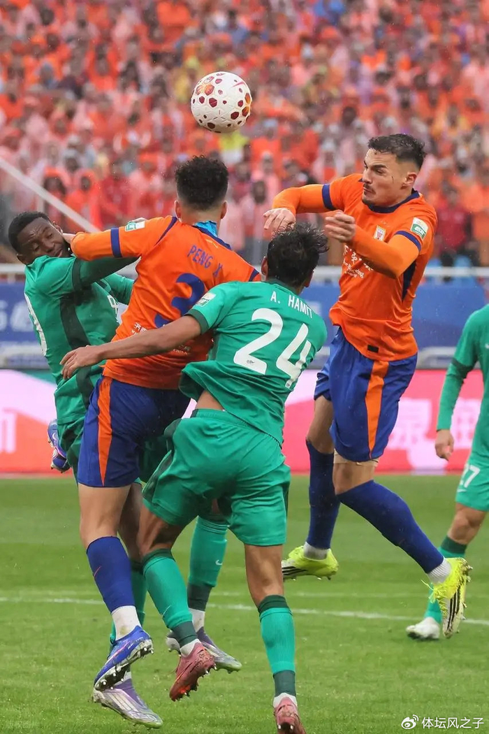 北京国安裁判争议判罚引不满 足协评议组回应引